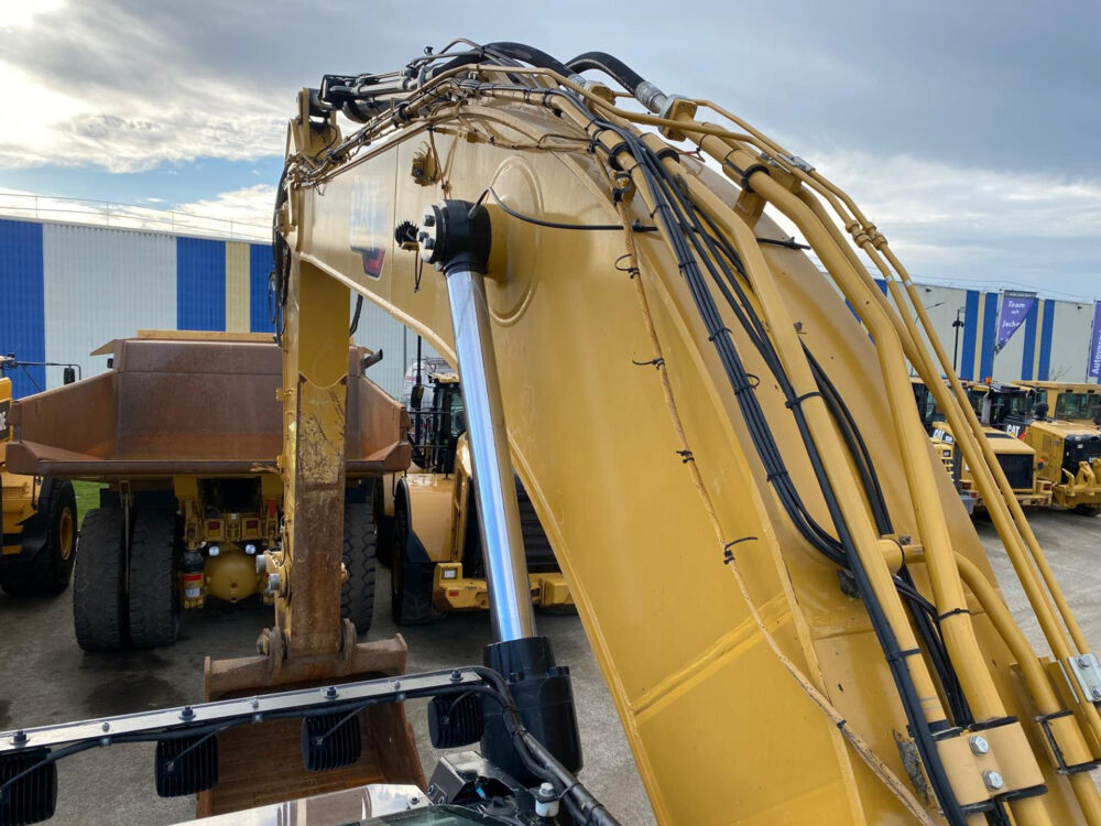 Caterpillar 352 – 07 rupsgraafmachine