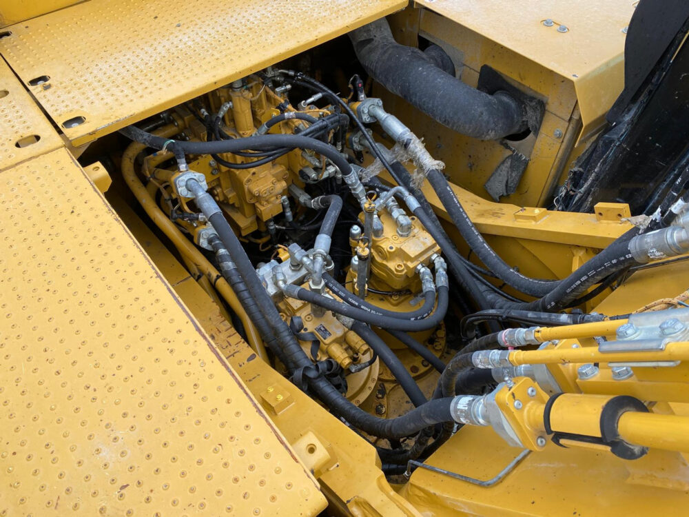 Caterpillar 352 – 07 rupsgraafmachine