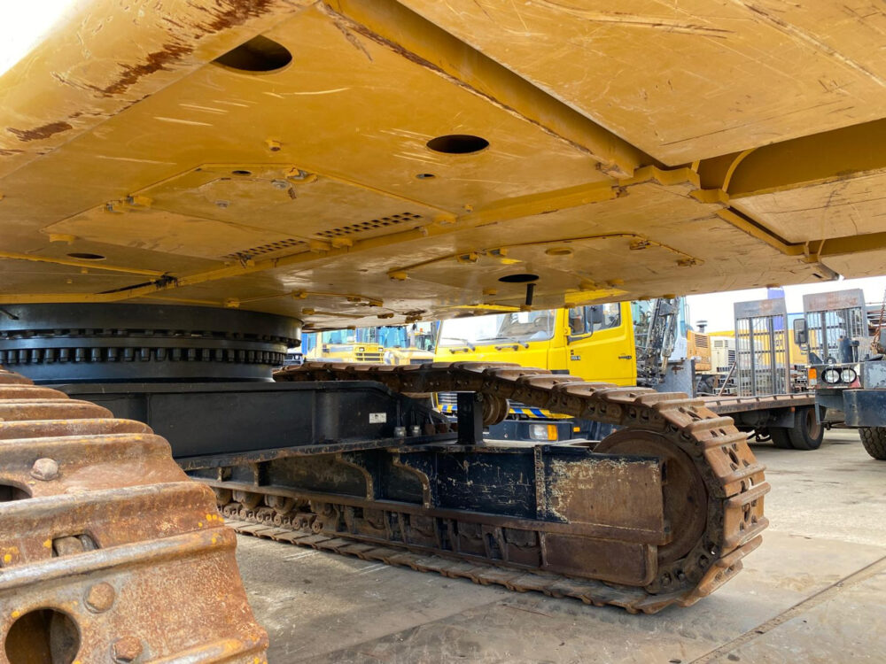 Caterpillar 352 – 07 rupsgraafmachine