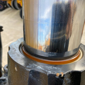 Caterpillar 352 – 07 rupsgraafmachine