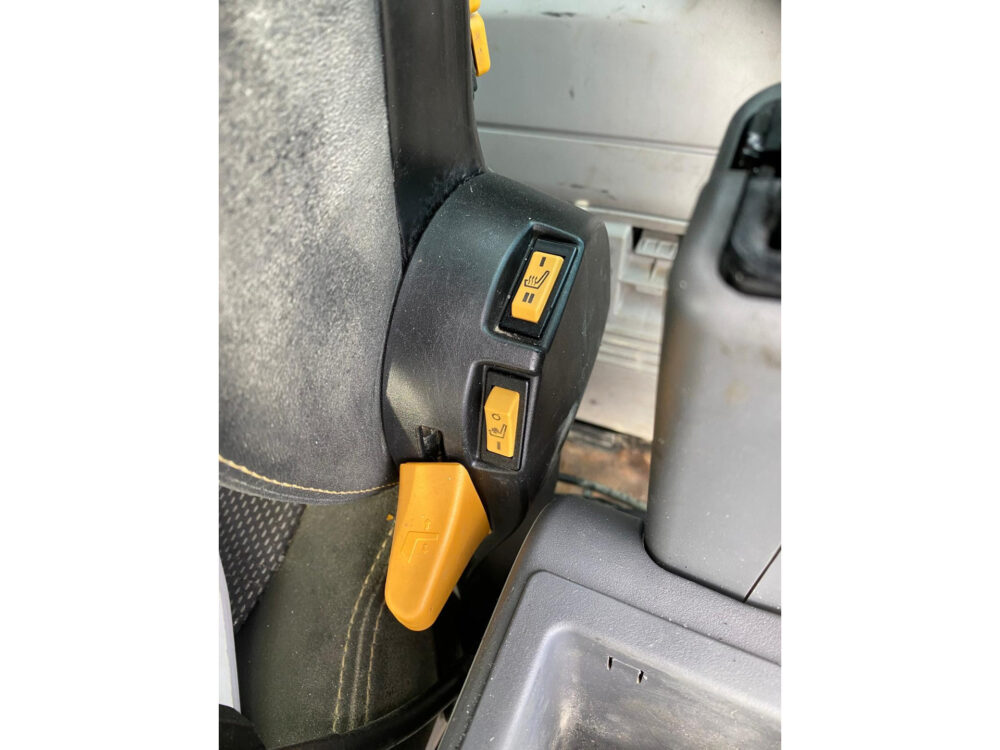 Caterpillar 352 – 07 rupsgraafmachine