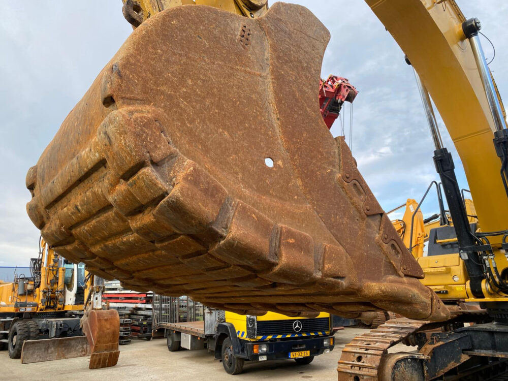 Caterpillar 352 – 07 rupsgraafmachine