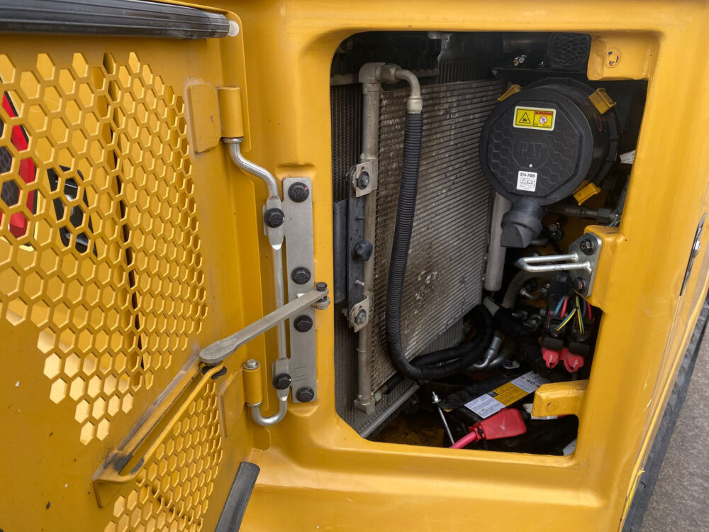 Caterpillar 306 CR midigraver NO 305