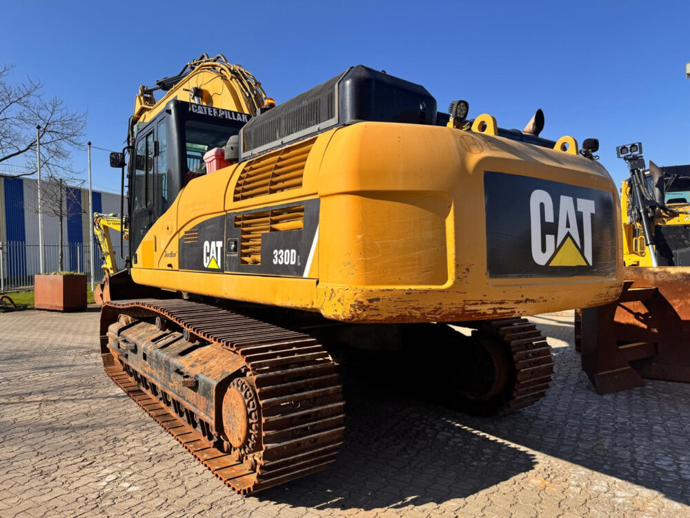 Caterpillar 330 D crawler excavator
