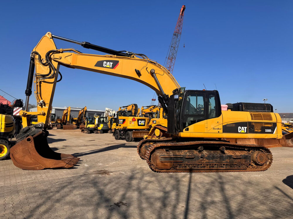 Caterpillar 330 D crawler excavator