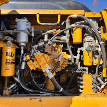 Caterpillar 330 D crawler excavator