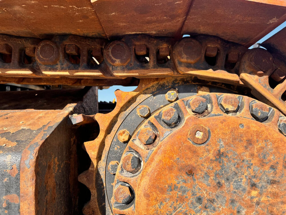 Caterpillar 330 D crawler excavator