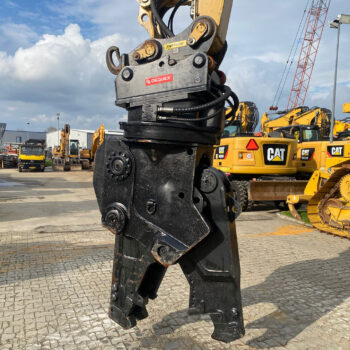 Caterpillar MP318 Crusher