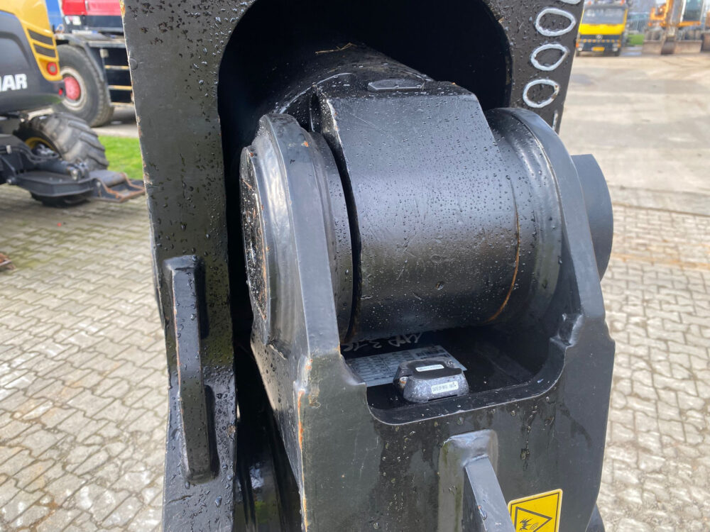 Caterpillar MP318 Crusher