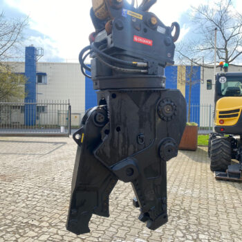 Caterpillar MP318 Crusher