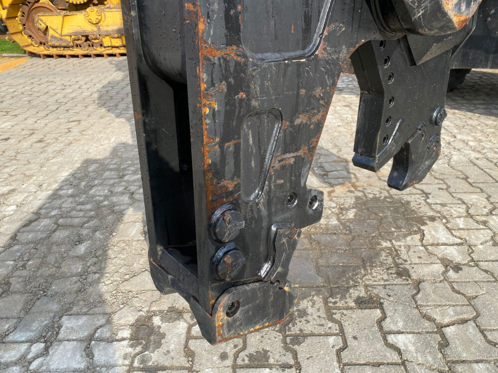 Caterpillar MP318 Crusher