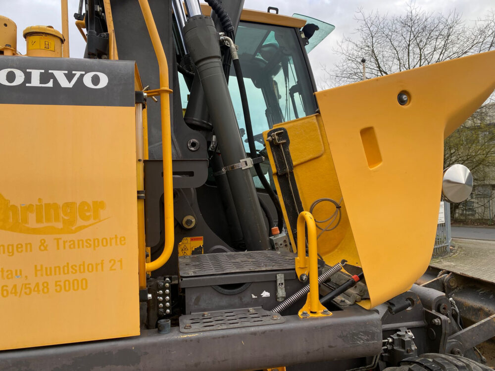 Volvo EW160D mobiele graafmachine