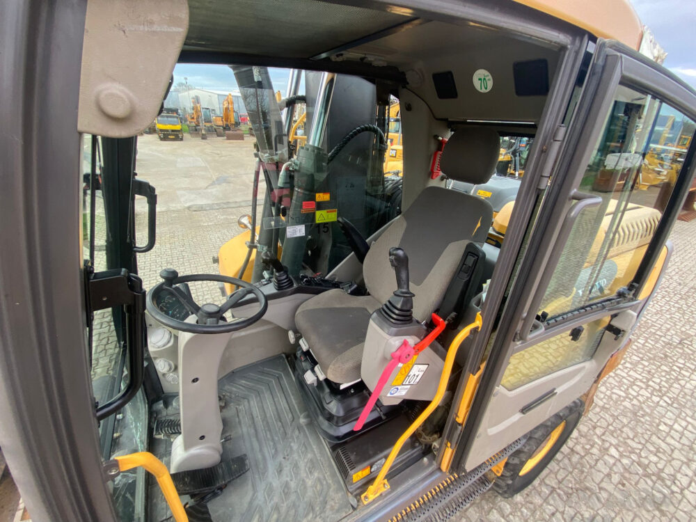 Volvo EW160D mobiele graafmachine