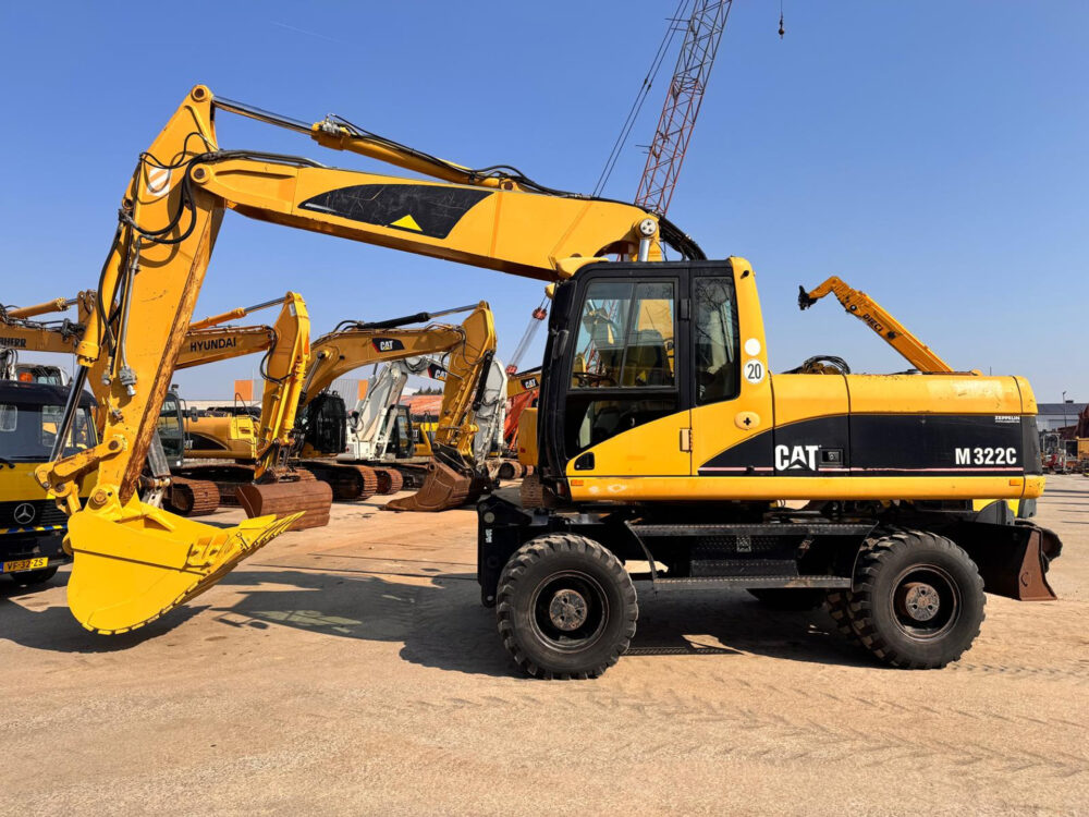 Caterpillar M322 C mobiele graafmachine