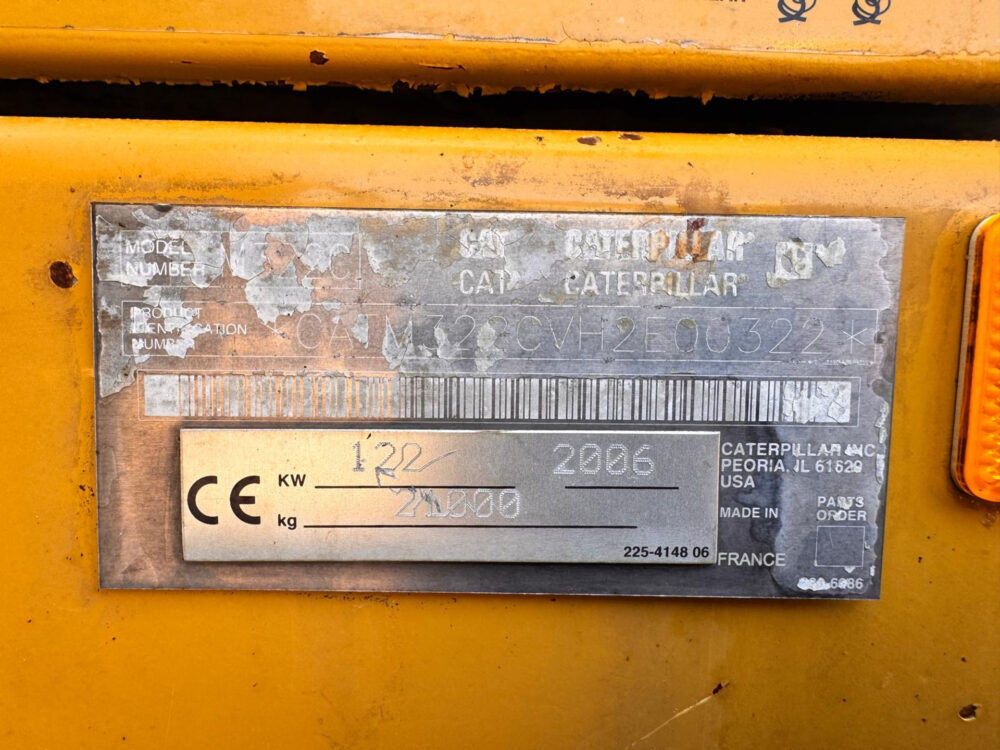 Caterpillar M322 C mobiele graafmachine