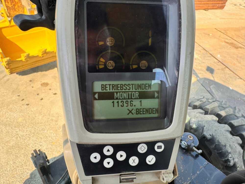 Caterpillar M322 C mobiele graafmachine