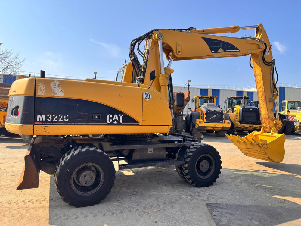 Caterpillar M322 C mobiele graafmachine