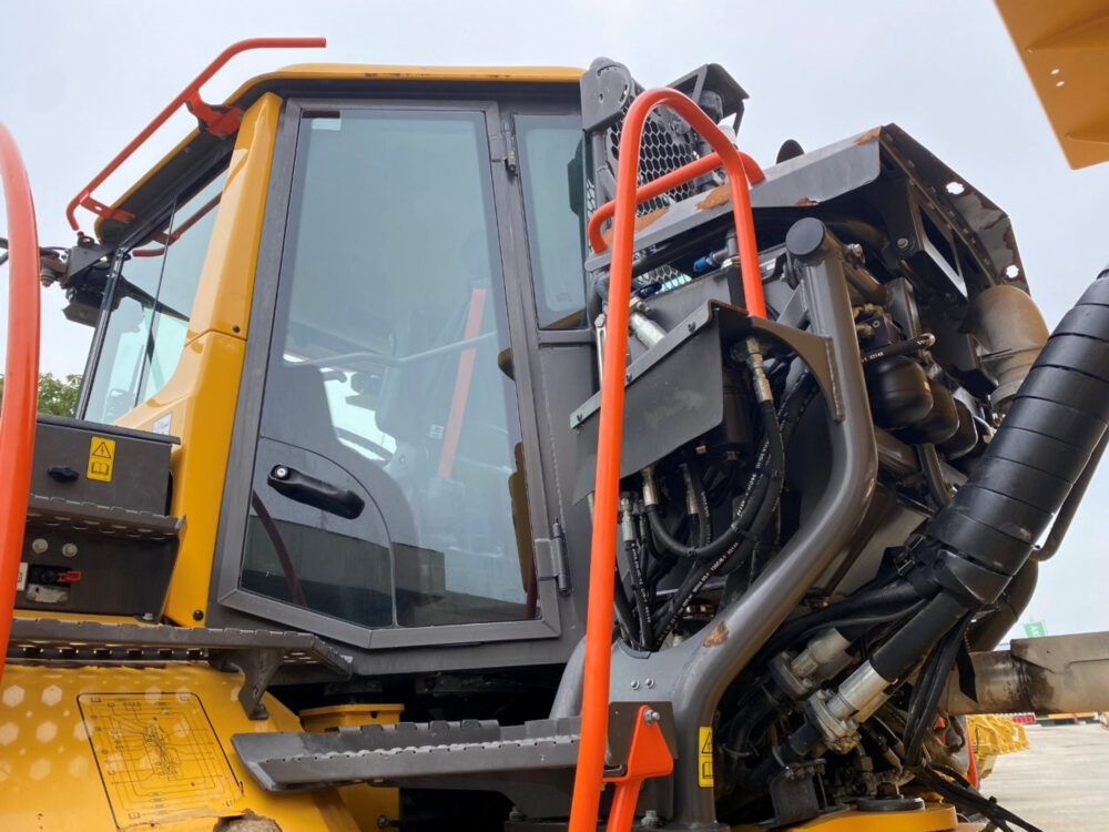 Volvo A40G 6×6 dumper