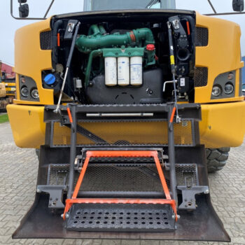 Volvo A40G 6×6 dumper