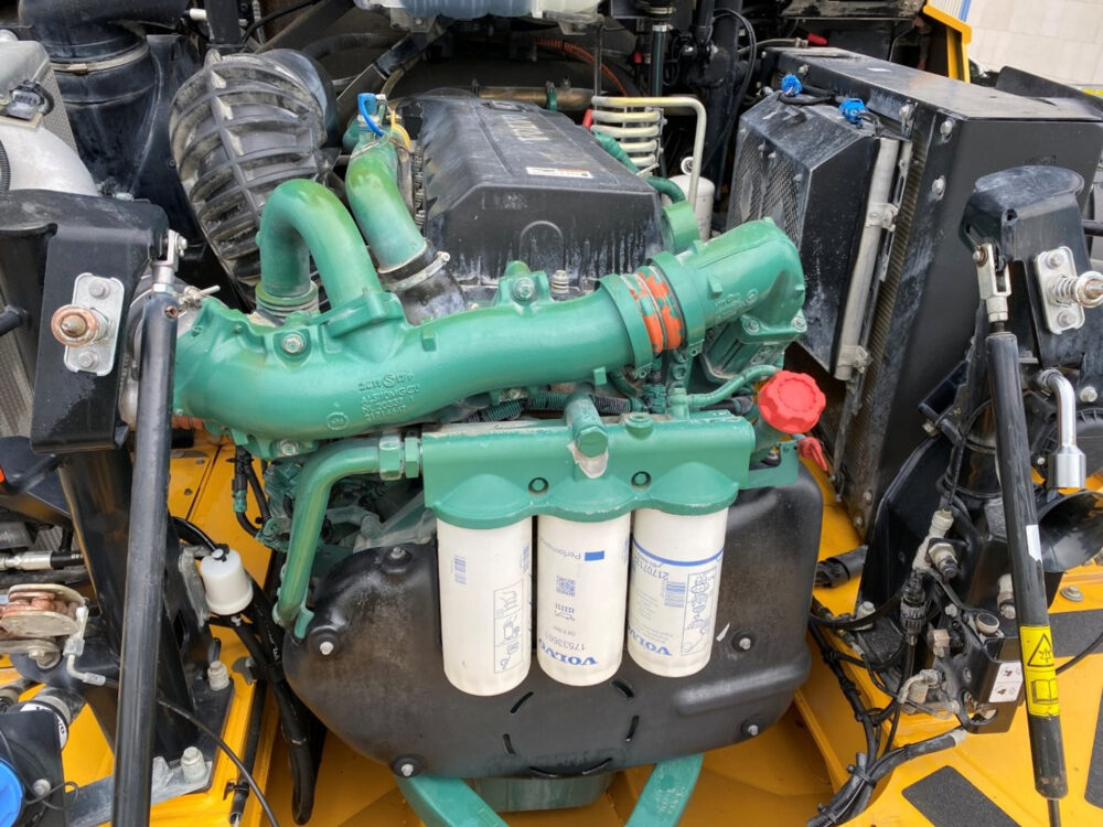 Volvo A40G 6×6 dumper