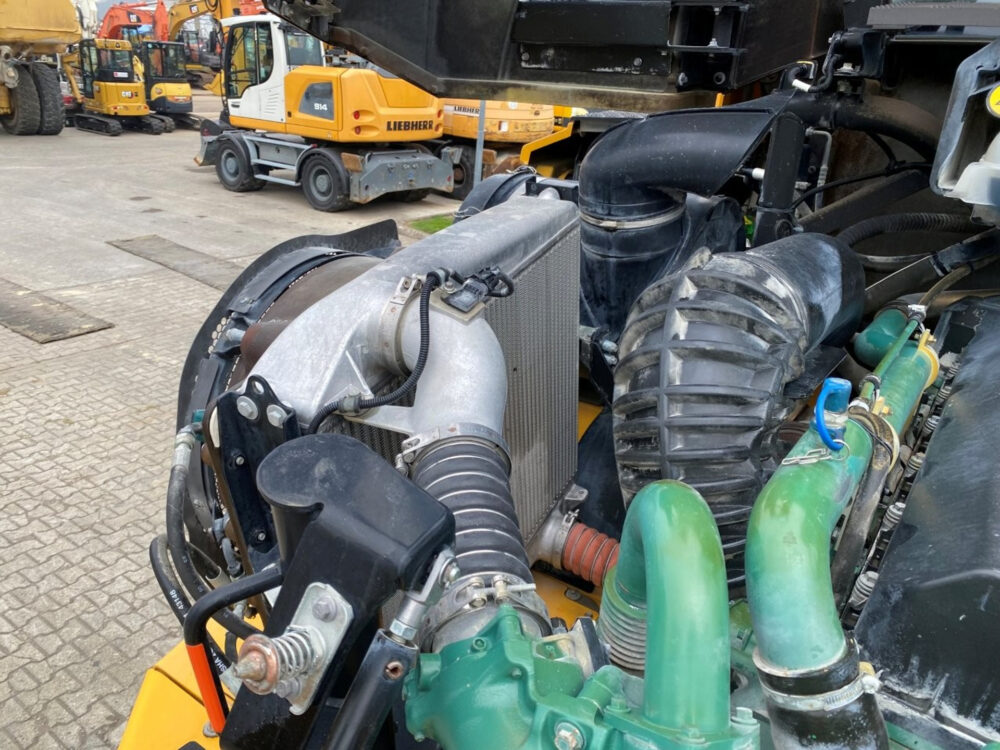 Volvo A40G 6×6 dumper