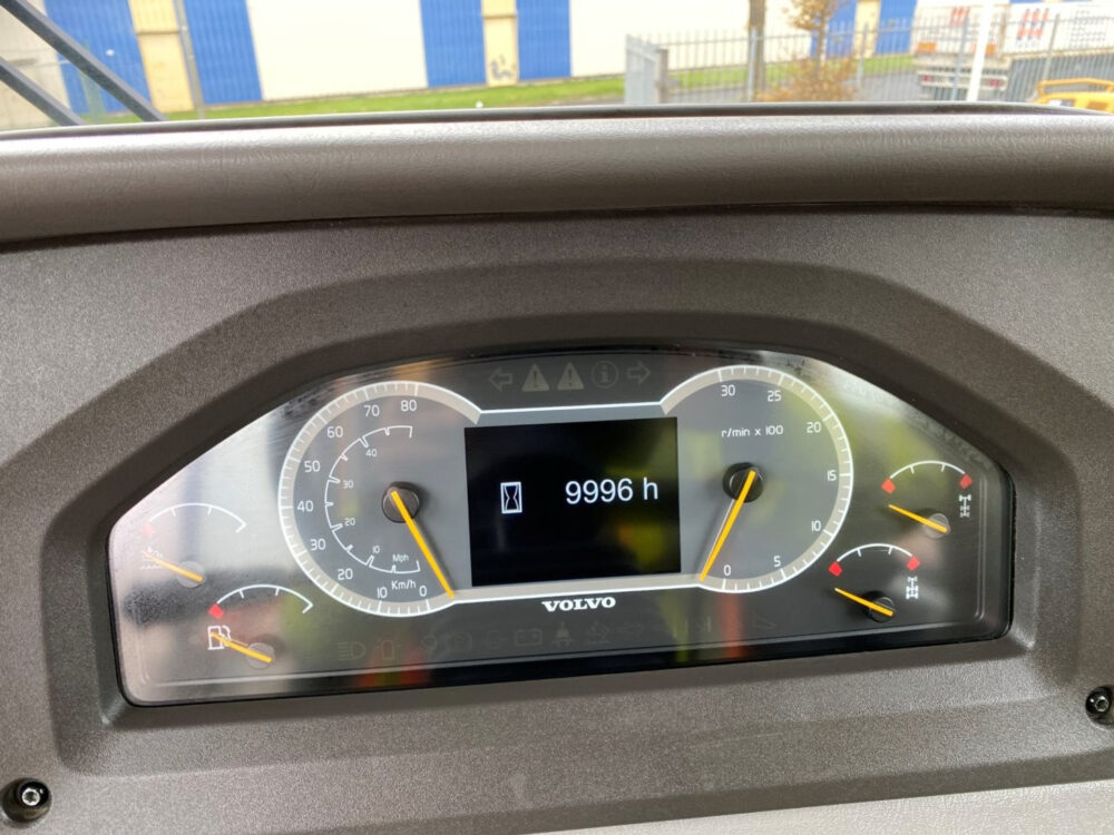 Volvo A40G 6×6 dumper