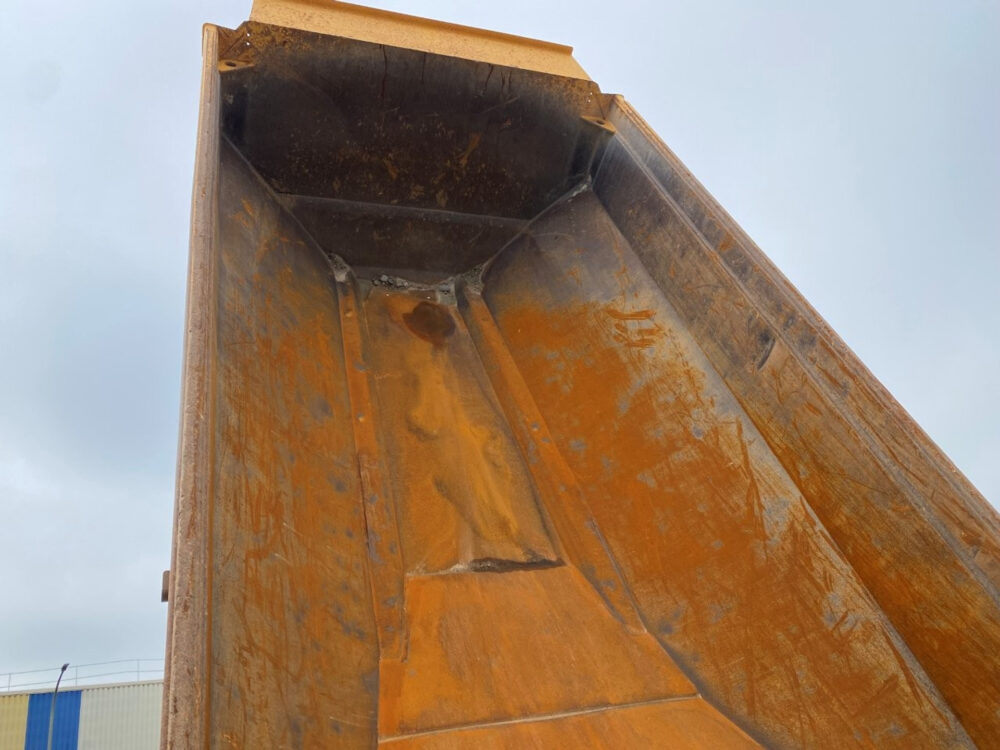 Volvo A40G 6×6 dumper