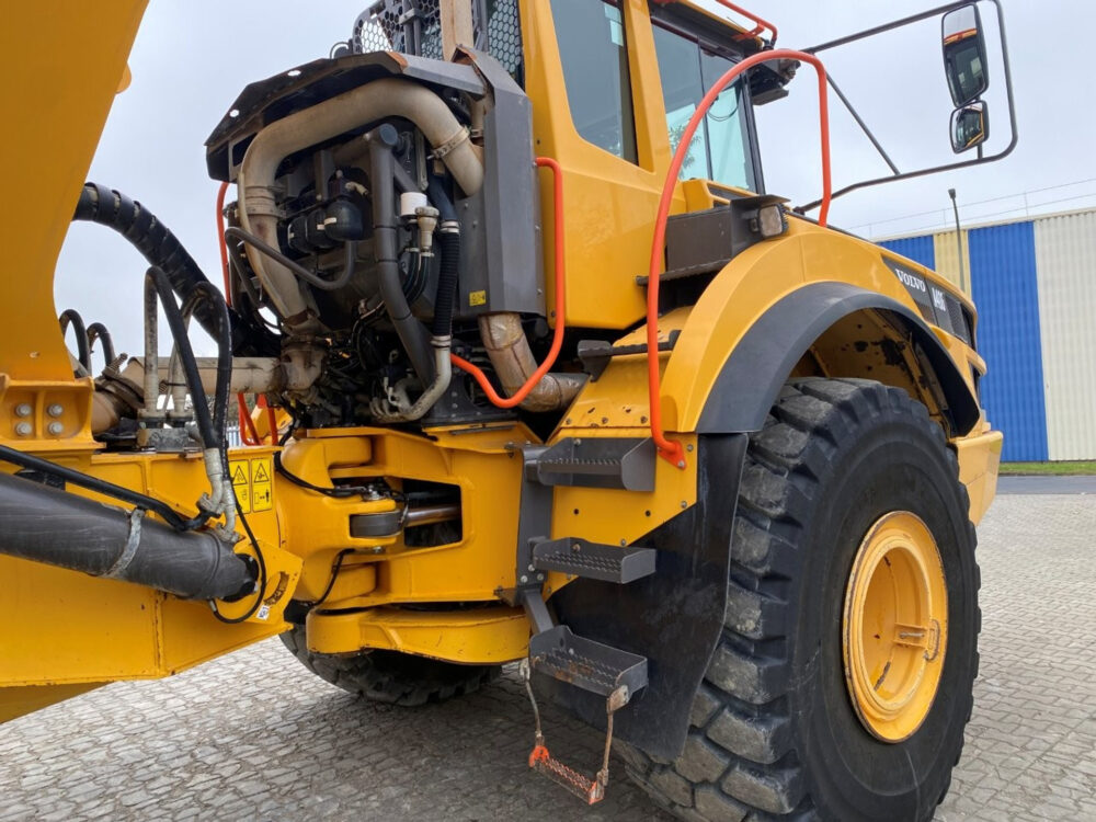 Volvo A40G 6×6 dumper