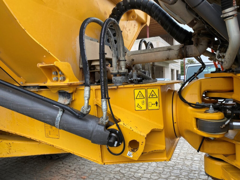 Volvo A40G 6×6 dumper