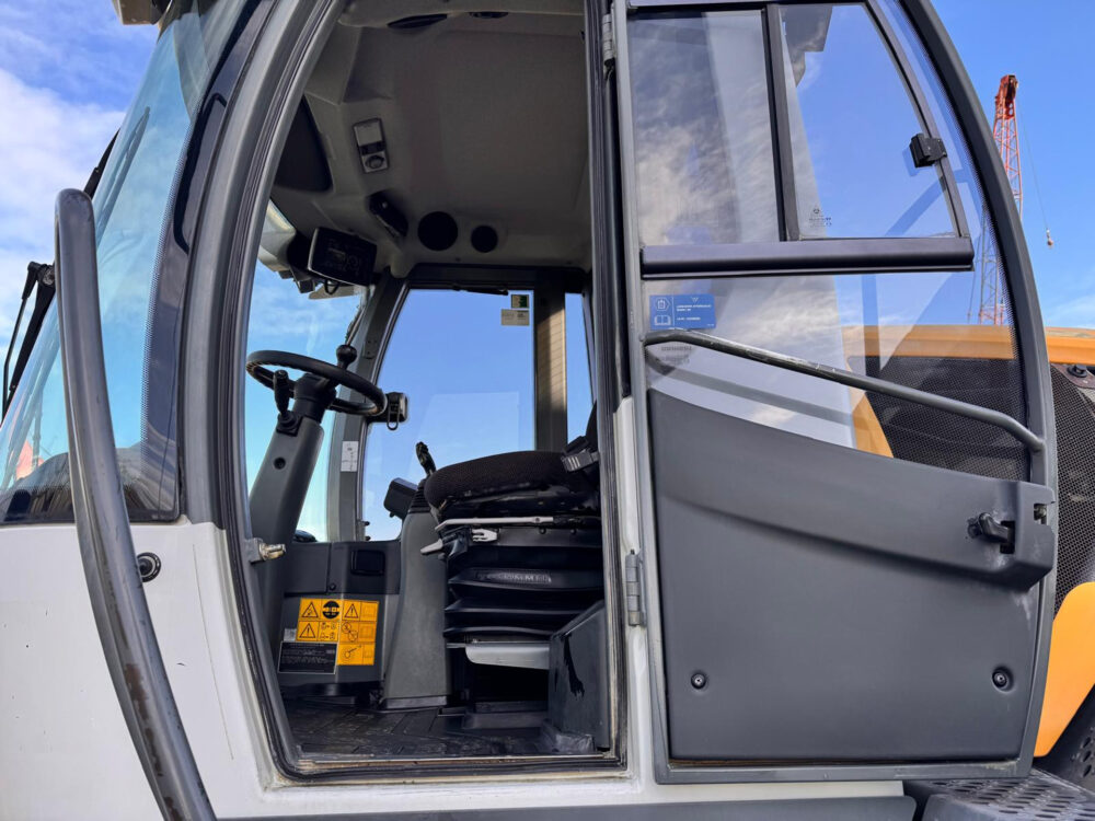 Liebherr L550 wiellader