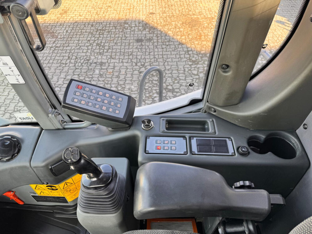 Liebherr L550 wiellader