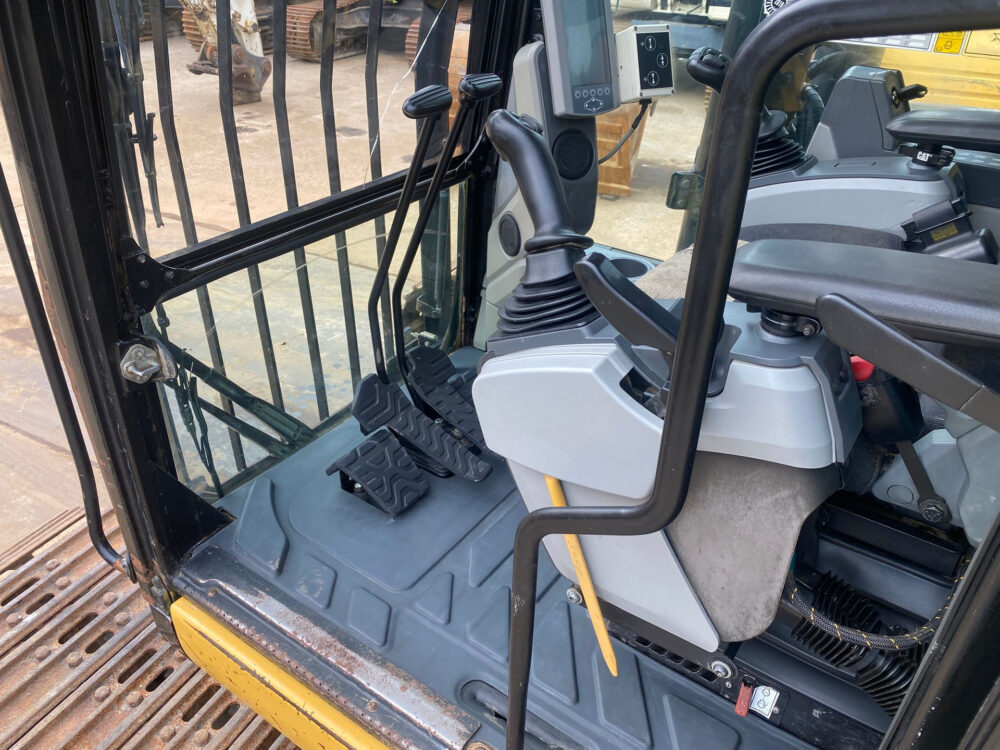 Caterpillar 329 E rupsgraafmachine