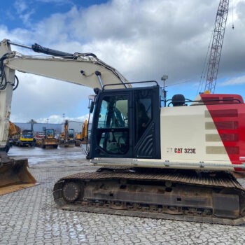 Caterpillar 323 EL rupsgraafmachine