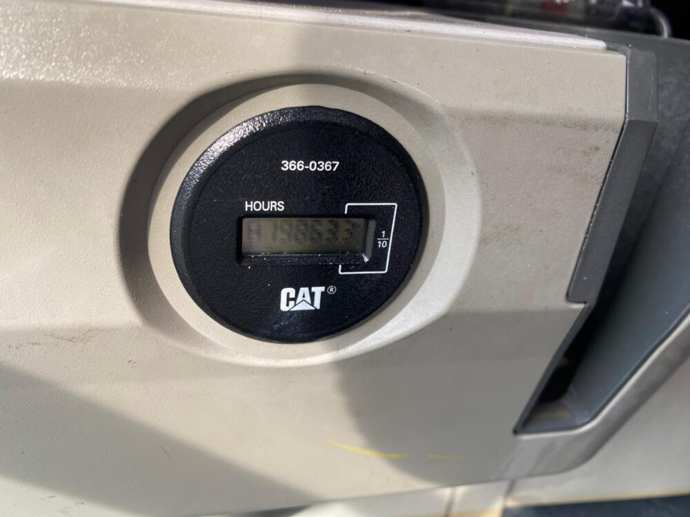 Caterpillar 323 EL rupsgraafmachine