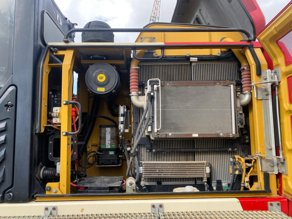 Caterpillar 323 EL rupsgraafmachine