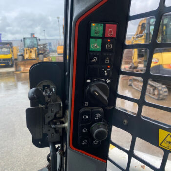 Bobcat S76 schranklader cab + aircon!