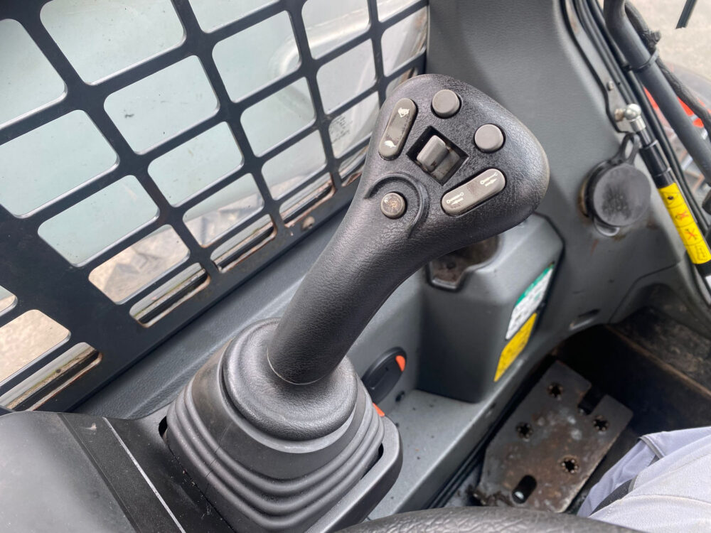 Bobcat S76 schranklader cab + aircon!