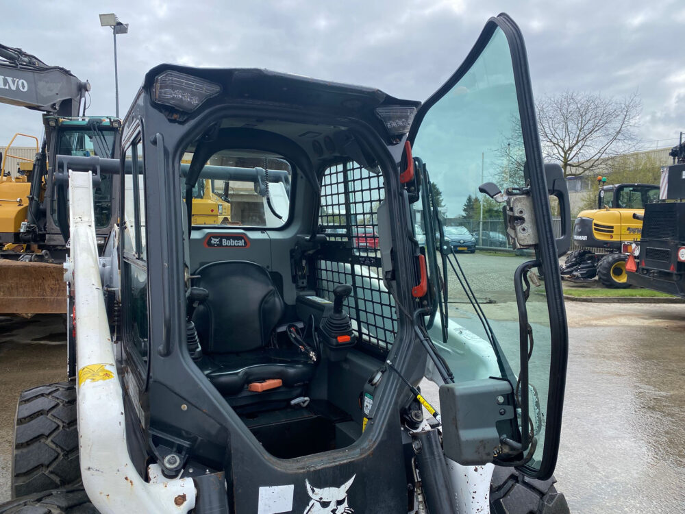 Bobcat S76 schranklader cab + aircon!