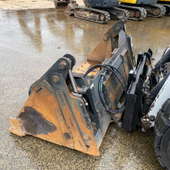 Bobcat S76 schranklader cab + aircon!