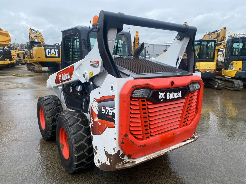 Bobcat S76 schranklader cab + aircon!