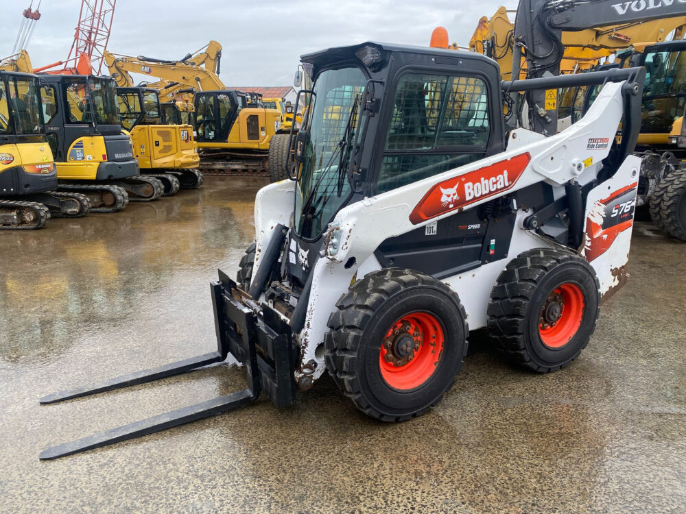 Bobcat S76 schranklader cab + aircon!