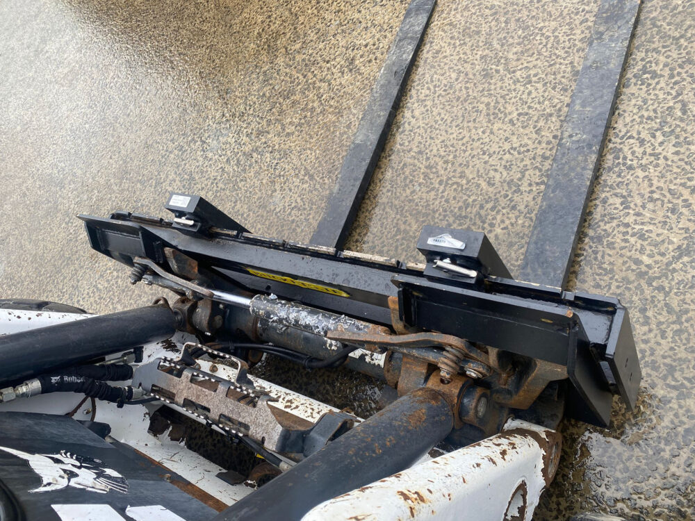 Bobcat S76 schranklader cab + aircon!