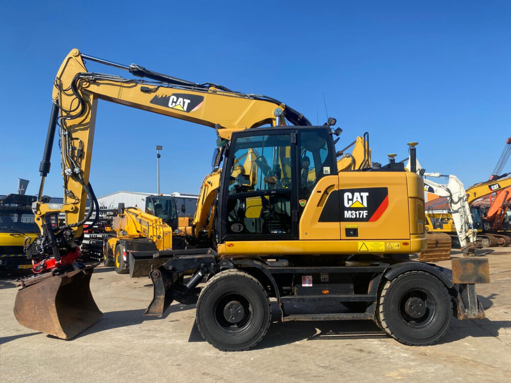Caterpillar M317F mobiele graafmachine