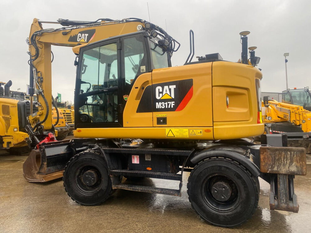 Caterpillar M317F mobiele graafmachine