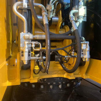 Caterpillar M317F mobiele graafmachine