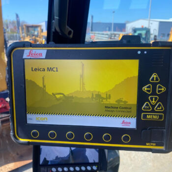 Caterpillar M317F mobiele graafmachine