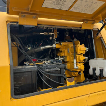 SEM 816D No CAT D6 bulldozer