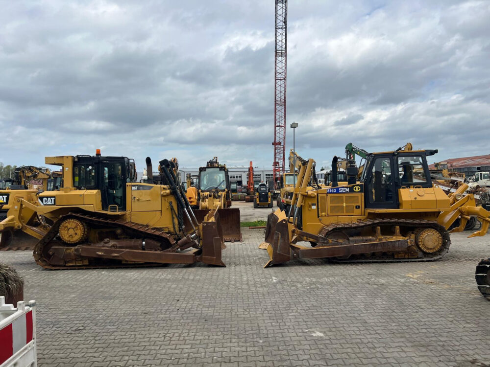 SEM 816D No CAT D6 bulldozer