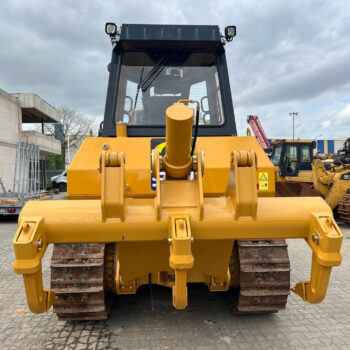 SEM 816D No CAT D6 bulldozer