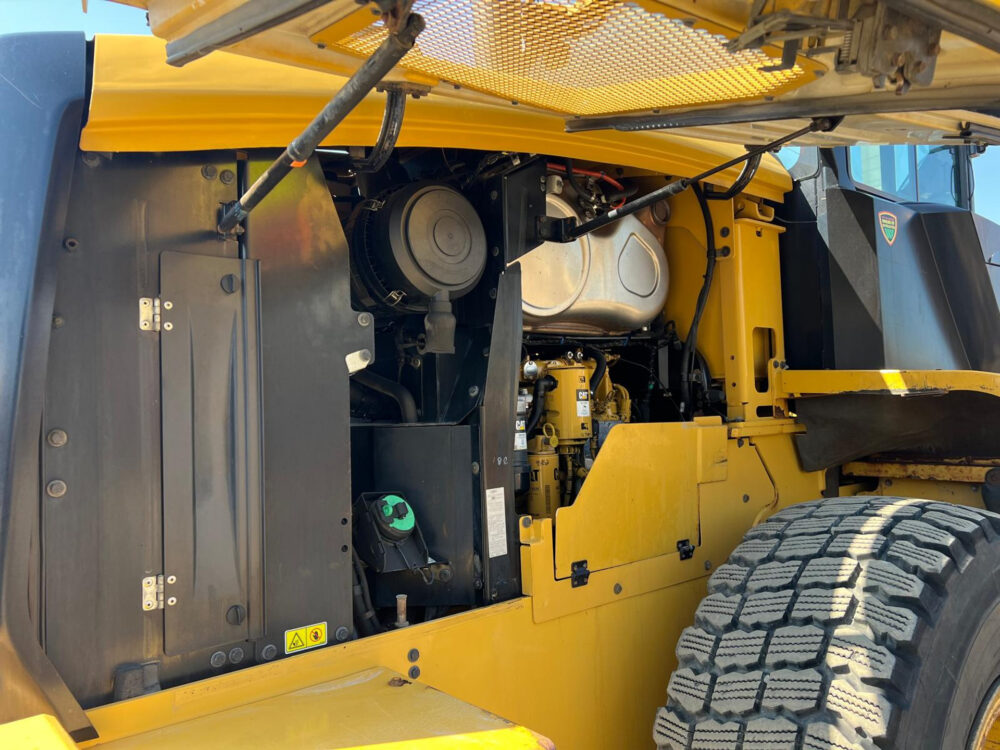 Caterpillar 926M wiellader